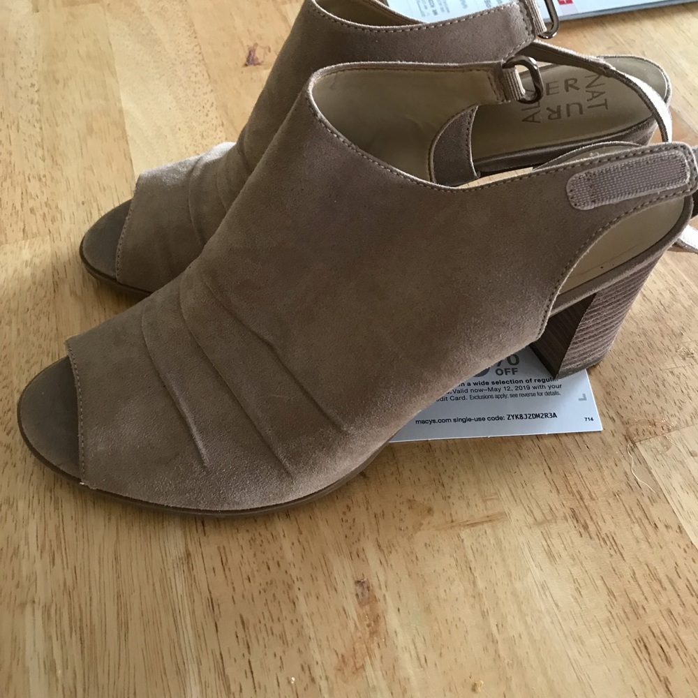 Ankle tan booties